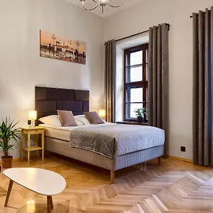  Apartment Comfortable In The Old Town Of Poland